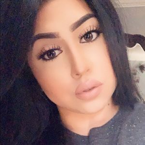 Meet your Posher, Angie